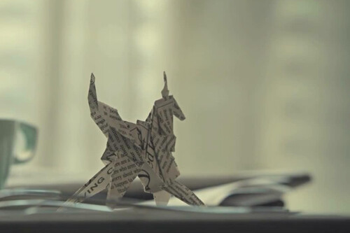 Hoy en Netflix una serie que plantea una de las realidades alternativas más inquietantes sobre la historia reciente. Es una mezcla perfecta entre política y distopía 