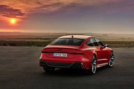 El superlativo Audi RS 7 Sportback ya está a la venta en España: una berlina coupé de 600 CV desde 146.060 euros