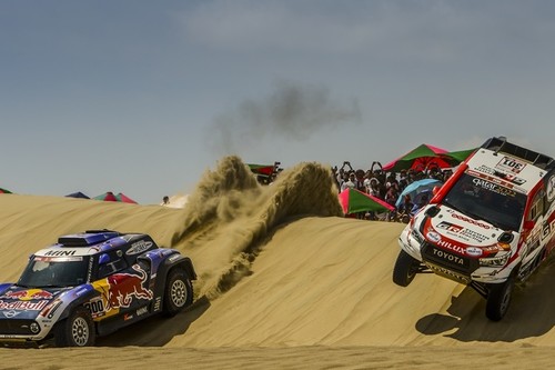 Guerra tecnológica en el Dakar: 4x4 vs Buggy, las claves del éxito o la derrota