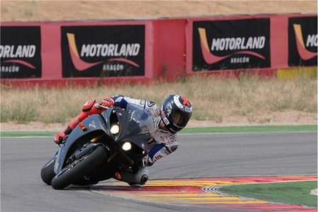 MotoGP 2010: Jorge Lorenzo se estrena en Motorland Aragón