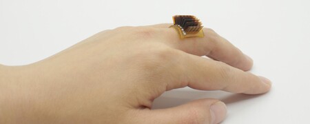 Este dispositivo en forma de anillo transforma el cuerpo humano en una batería biológica
