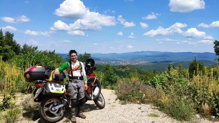 De Burgos a Mongolia en una moto de 125 cc: 12.000 km, dos meses de viaje y la vuelta a casa... no se sabe