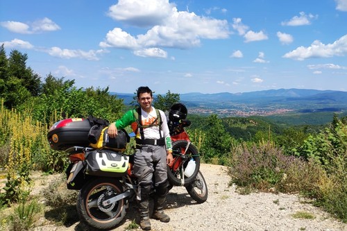 De Burgos a Mongolia en una moto de 125 cc: 12.000 km, dos meses de viaje y la vuelta a casa... no se sabe