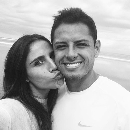 Chicharito no pierde el tiempo y ya tiene nueva churri