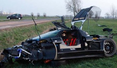 Dolorpasión™: El Gumpert Apollo que acabó en una cuneta