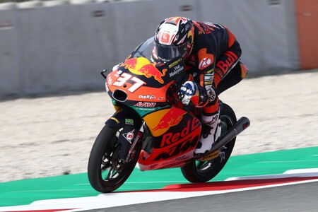 Acosta Barcelona Moto2 2021