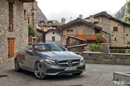 Mercedes-Benz Clase E Cabrio, a prueba: un comodísimo descapotable en el que ni te despeinarás (si no quieres)