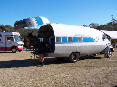 Furgoneta Douglas DC-3