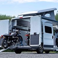 La Citroën Jumper Biker Solution es más que una camper, es una caravana con sitio para dos motos 