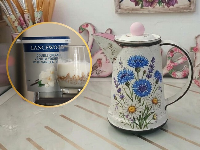3 ideas para aprovechar los botes de plástico del yogurt y convertirlos en objetos para decorar tu casa: crea una tetera vintage