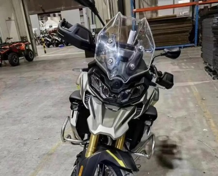 Voge 900ds Fotos Espia 006