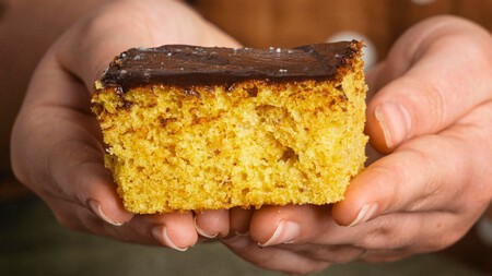 Pan de elote esponjoso para 8 personas. No necesitas licuadora ni horno