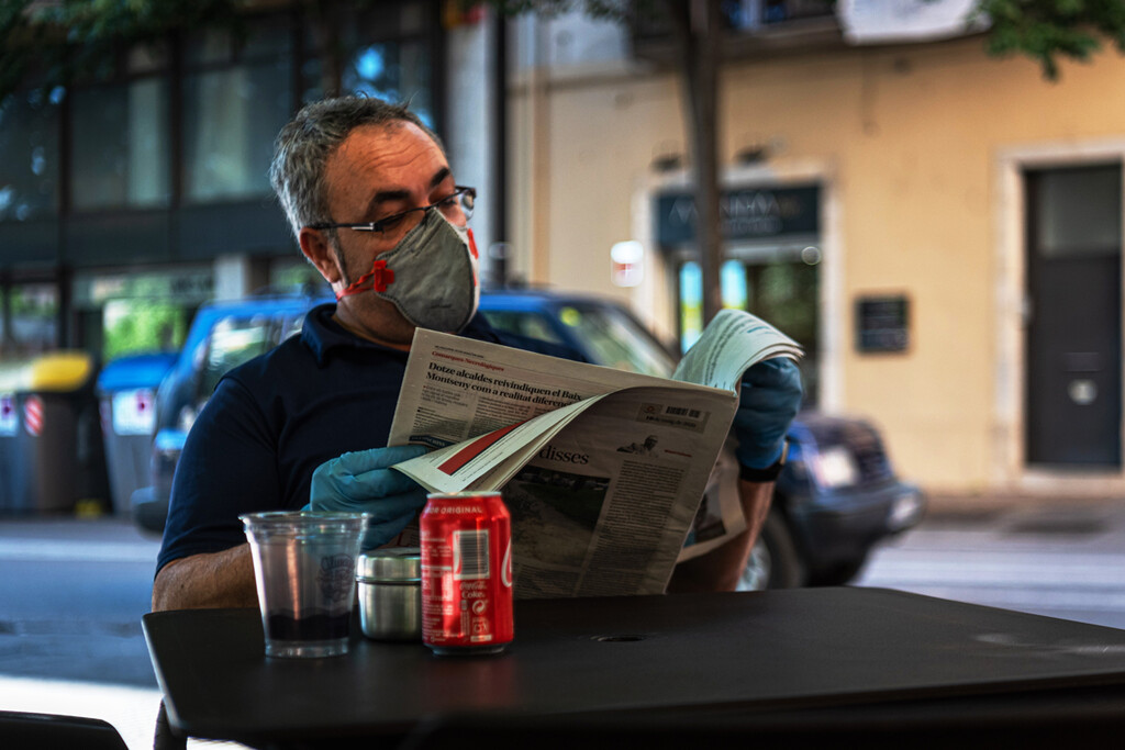 Las tiendas y bares que quieran obligar a llevar mascarilla lo tendrán difícil: así funciona el derecho de admisión