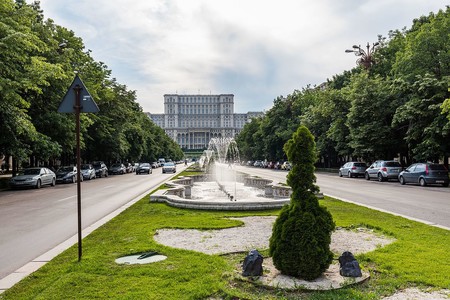 Visita el edificio más pesado del mundo