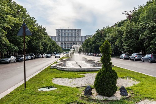 Visita el edificio más pesado del mundo