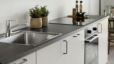 El secreto para que el acero inoxidable de la cocina quede sin manchas pero sin dañarlo