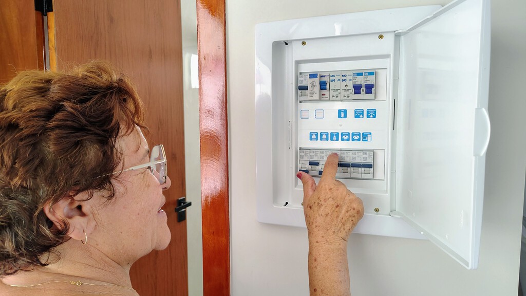 Iberdrola lo aclara: estos son los costes que te toca pagar si das de baja la luz y luego quieres reactivar el servicio 