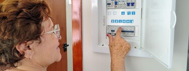 Iberdrola lo aclara: estos son los costes que te toca pagar si das de baja la luz y luego quieres reactivar el servicio 