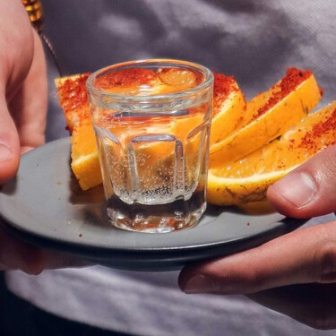 	
Celebra la cultura del mezcal en el Festival Gastronómico y Artesanal Sabores Mezcaleros para disfrutar, descubrir y consentirte con experiencias únicas en Coyoacán