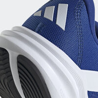 Colapso en Adidas por las zapatillas de running más cómodas para llevar esta Navidad a menos de 30 euros  