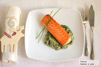 Taco de salmón y crema de espinacas. Receta de Navidad para embarazadas