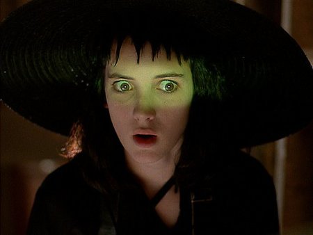 Winona Ryder llama a Mel Gibson de todo menos bonito