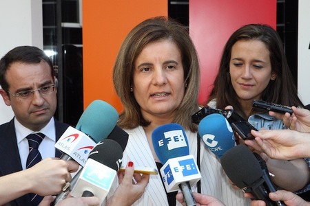 Bañez anuncia un nuevo subsidio para desempleados dotado con 2.500 millones de euros