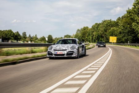 Este prototipo anuncia la llegada de la última bestia de Techart, el GTstreet RS
