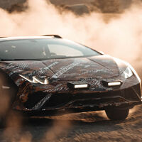 Polvo y música celestial: el nuevo Lamborghini Huracán Sterrato deja rugir su V10 en este vídeo antes de su debut