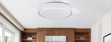 El ventilador de techo con luz que permite dormir sin aire acondicionado: refresca y gasta poco