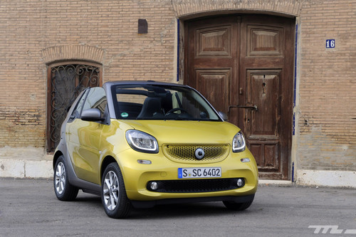 Smart fortwo cabrio 2016: al volante del descapotable más pequeño del mercado