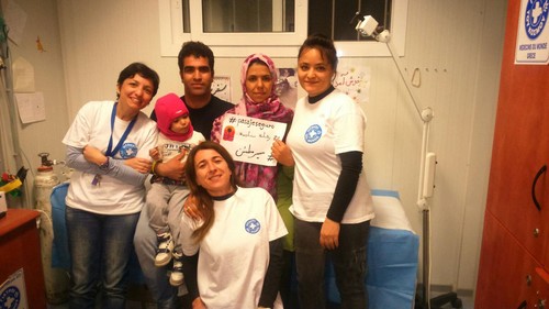 "No podemos girar la cabeza ¡algo habrá que hacer!": Eva Compés nos habla de su estancia en Lesbos con "Médicos del Mundo"