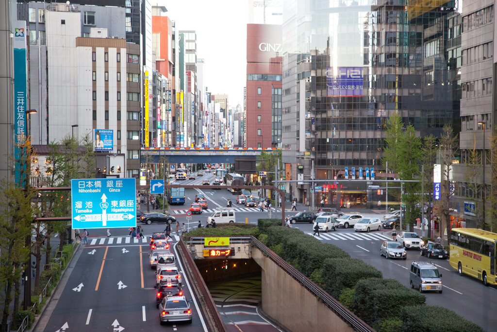 Japón lleva seis días tratando de sacar a un hombre de un agujero. El problema es que cada día que pasa es más grande