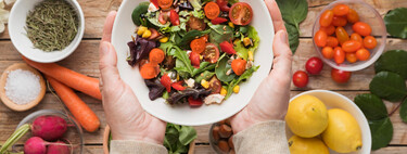 Estos son los 15 alimentos antiinflamatorios que los expertos de Harvard aconsejan para prevenir enfermedades y no deberían faltar en tu plato