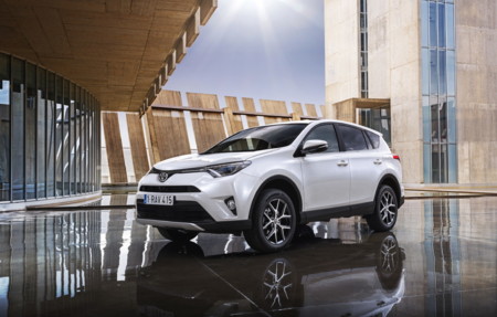 Esto es lo que cuesta el nuevo (y muy japo) Toyota RAV4