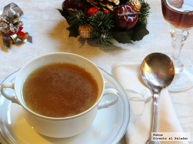 Consomé navideño. Receta