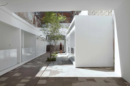 Un mercado gastronómico en Morelia, México que mezcla los elementos del pasado con la arquitectura contemporánea