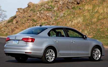 volkswagen_jetta_2015_17-1.jpg