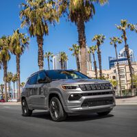 El Jeep Compass 2023 ya tiene precio en México: estrena motores turbo y un país de origen