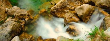 The shortest river in Spain begins in a spectacular waterfall, it is a canyoning paradise and is just 21 kilometers long.