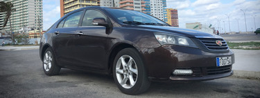 Probamos el Geely Emgrand EC7, nuestro primer y sorprendente coche 'Made in China'