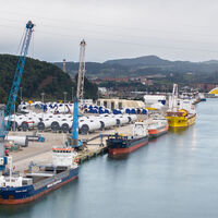 El problema de los aerogeneradores XXL no es el viento, es dónde guardarlos: la odisea de Asturias para liderar la eólica marina 