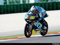 Julián Simón da un gran paso de cara al título, cortesía de Andrea Iannone