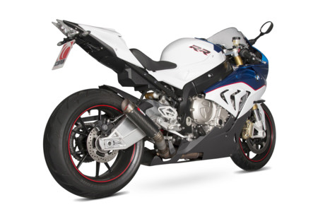 Scorpion pica a la BMW S 1000 RR con un aire de MotoGP