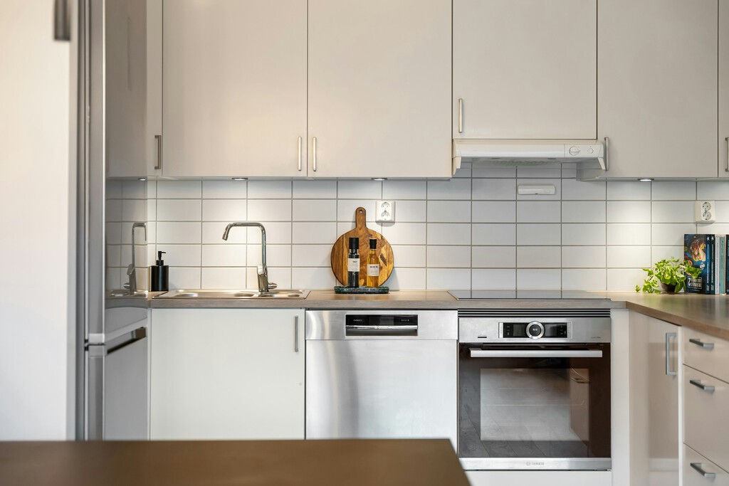 Lidl arrasa con este accesorio que añade hasta seis enchufes en la cocina, sin obras y por poco más de 10 euros