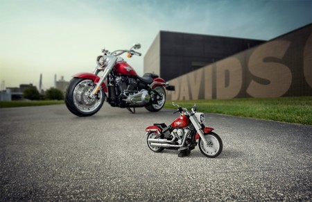 Harley Davidson Fat Boy Lego 1