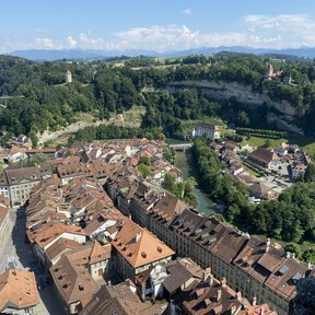 Friburgo es la gran joya oculta de Suiza: una de las mejores ciudades medievales de Europa con paisajes de postal y sin masificaciones