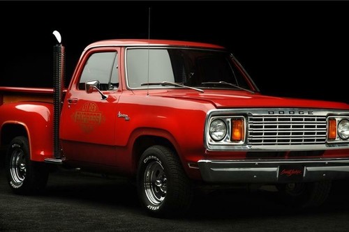 La RAM 1500 TRX de 712 CV no es una locura transitoria, es reencarnación de las pick-up deportivas de Dodge que nacieron en 1978