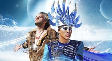 Empire Of The Sun te traen su imperio del sol y hielo en las dunas para este verano 