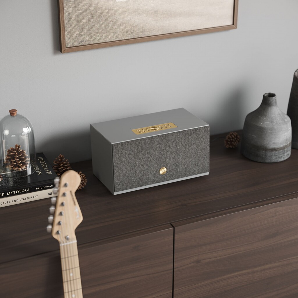 Audio Pro lanza el C10 MkII, un elegante altavoz conectado con salida de subwoofer y alma de minicadena